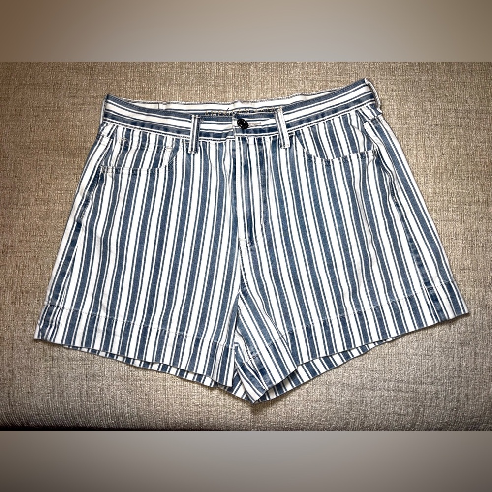 American Eagle 8 AE Mom Shorts Stripe Denim Jean Shorts Coastal Summer High Rise